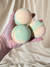 Load image into Gallery viewer, Tallow and Shea Butter Bath Bombs
